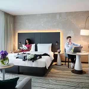 Hyatt Place Frankfurt Airport Hotel