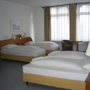 Otel Willy Frankfurt, Frankfurt am Main